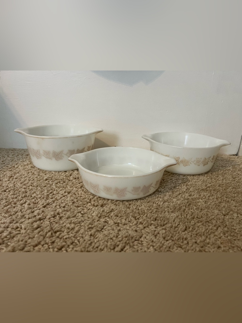 Pyrex Sandalwood Ivy Leaf Casserole Dish Set Of 3 1pt 1.5pt And 1qt Vintage